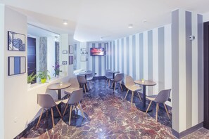 Interior - B&B Hotel Trieste (Trieste)