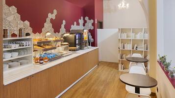 Daily buffet breakfast (EUR 9.50 per person)