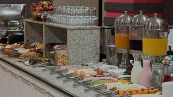 Free daily full breakfast
