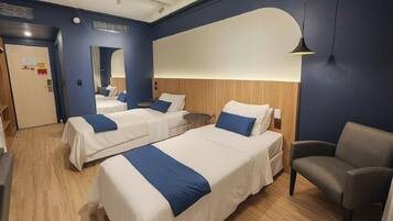 Standard Room | 1 bedroom, minibar, in-room safe, desk