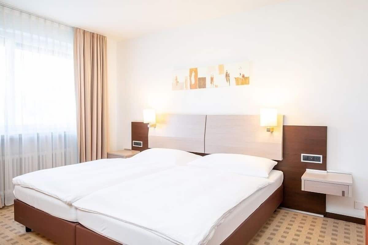 In-room safe, desk, iron/ironing board, WiFi (free)