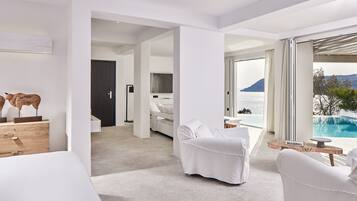 Ropa de cama de alta calidad, colchones con pillow-top y minibar