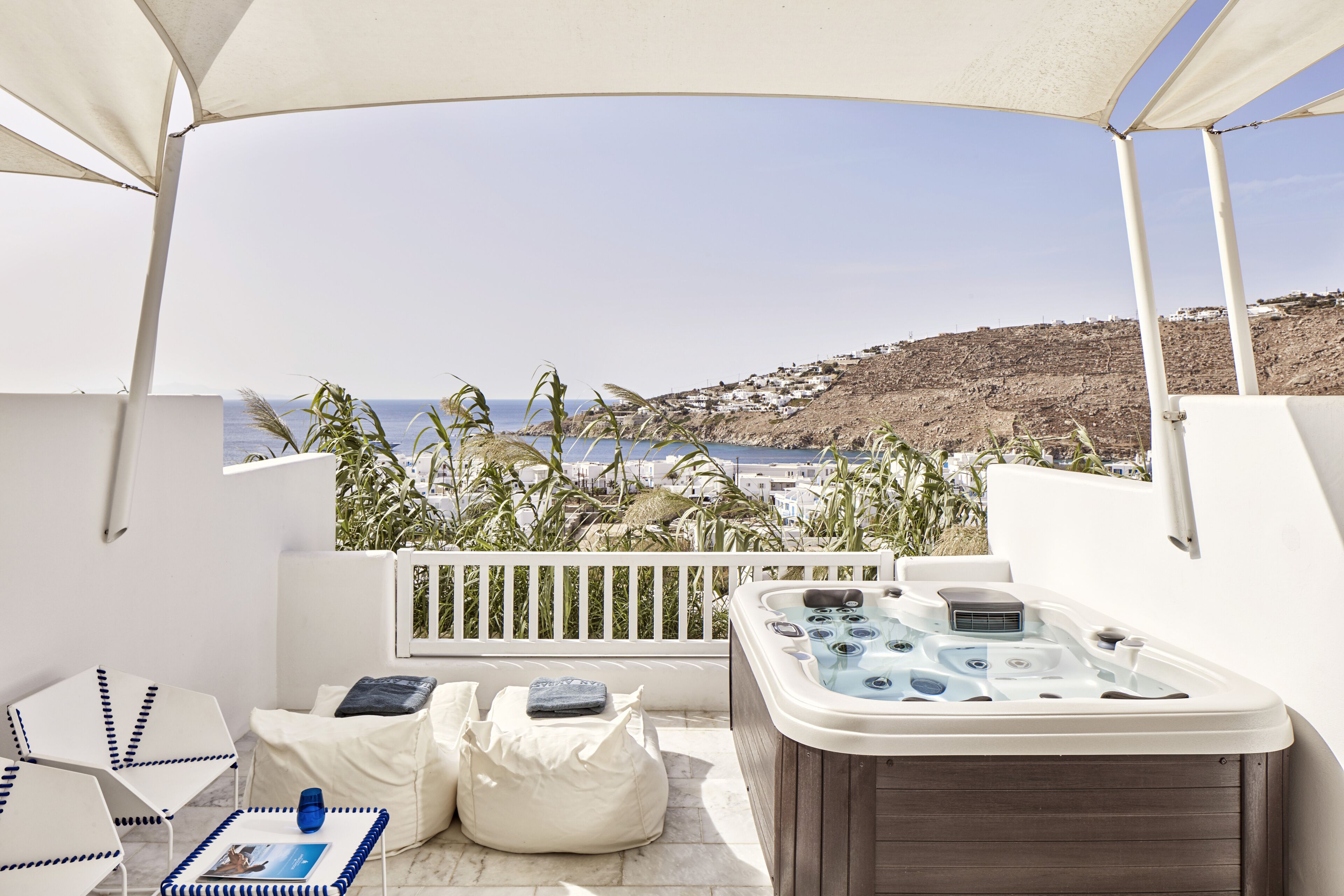 Suite, Jetted Tub, Sea View (Thalassa) | Private spa tub