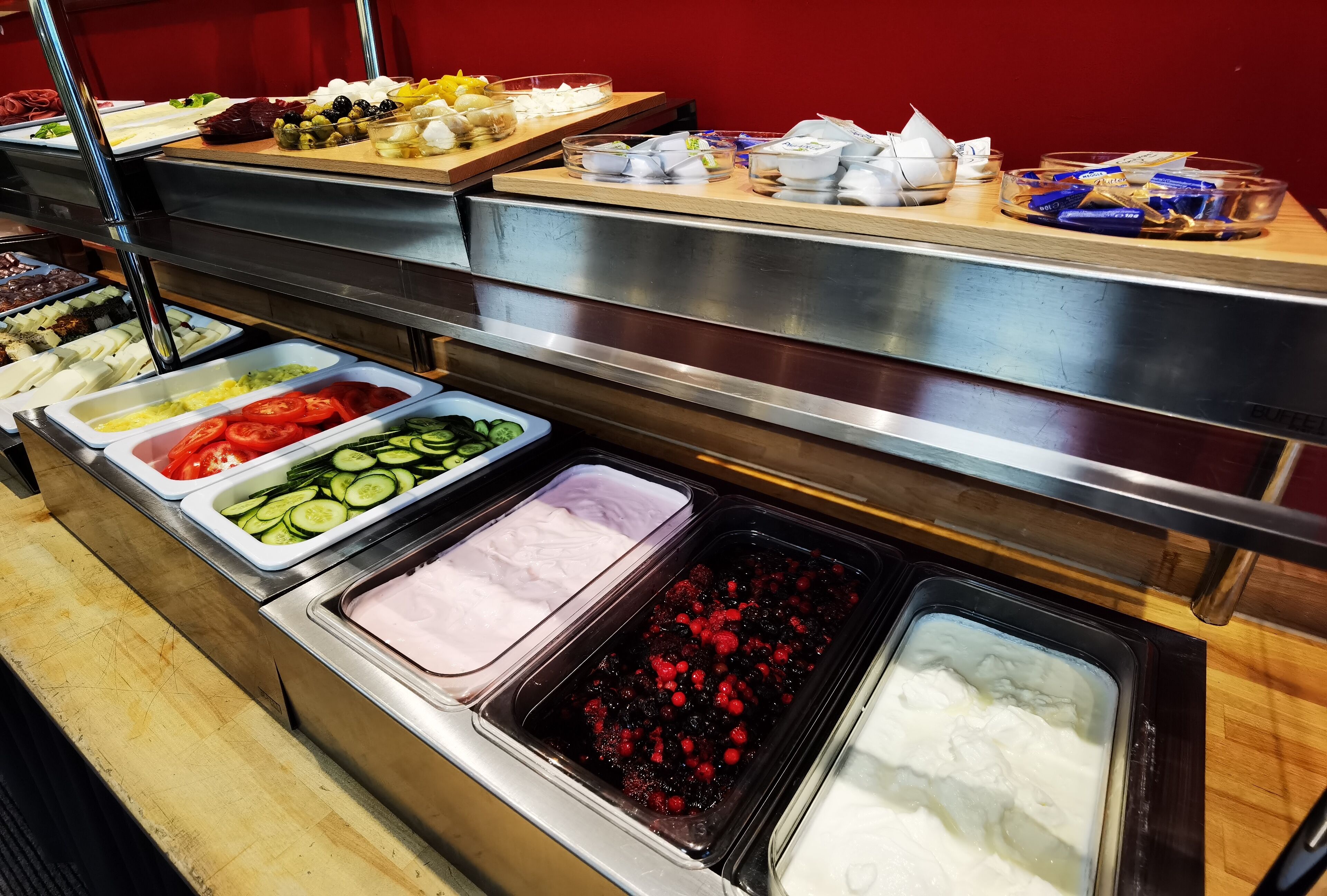 Tägliches inbegriffenes Frühstücksbuffet