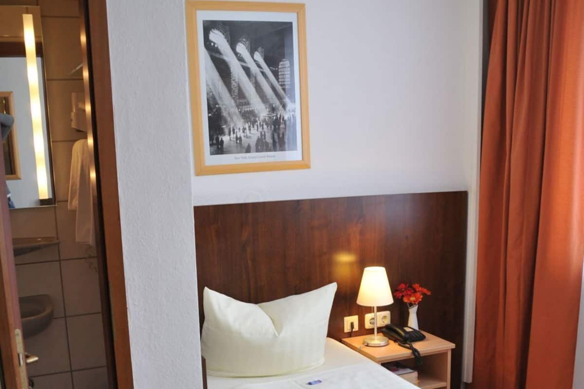 Ropa de cama hipoalergénica y minibar