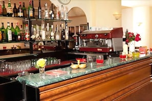 Bar (en el alojamiento)