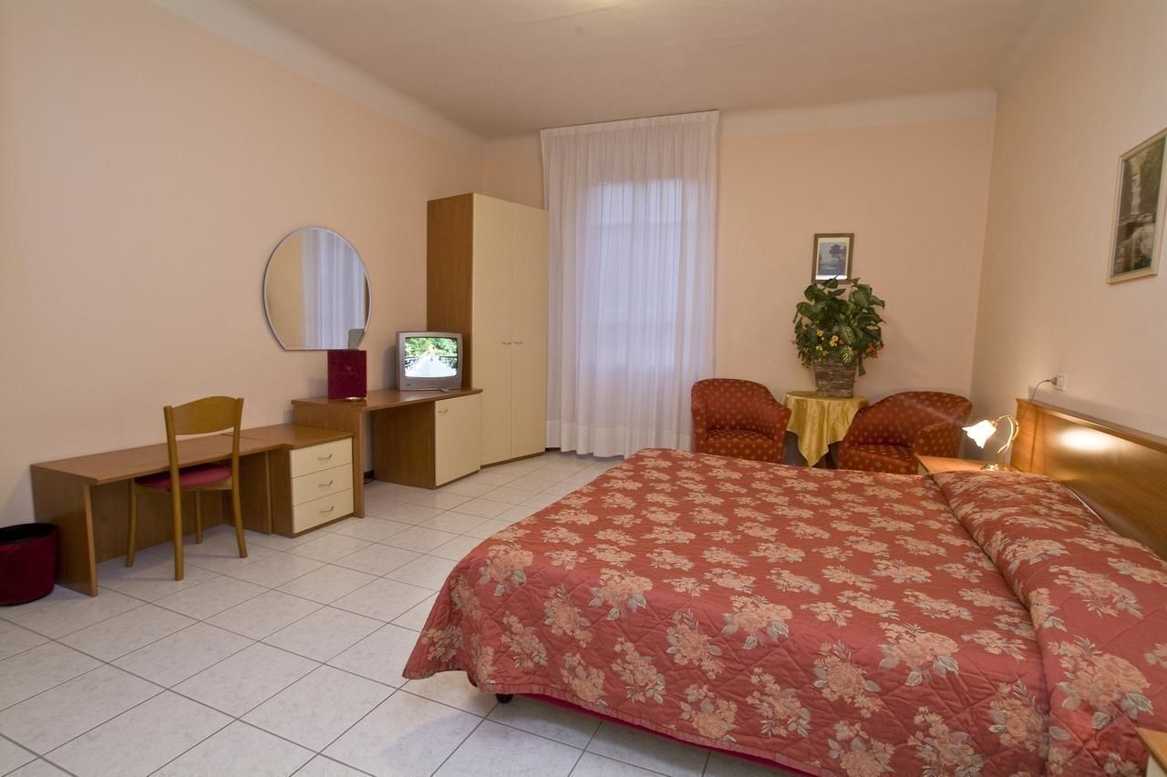 Minibar, desk, cots/infant beds, rollaway beds