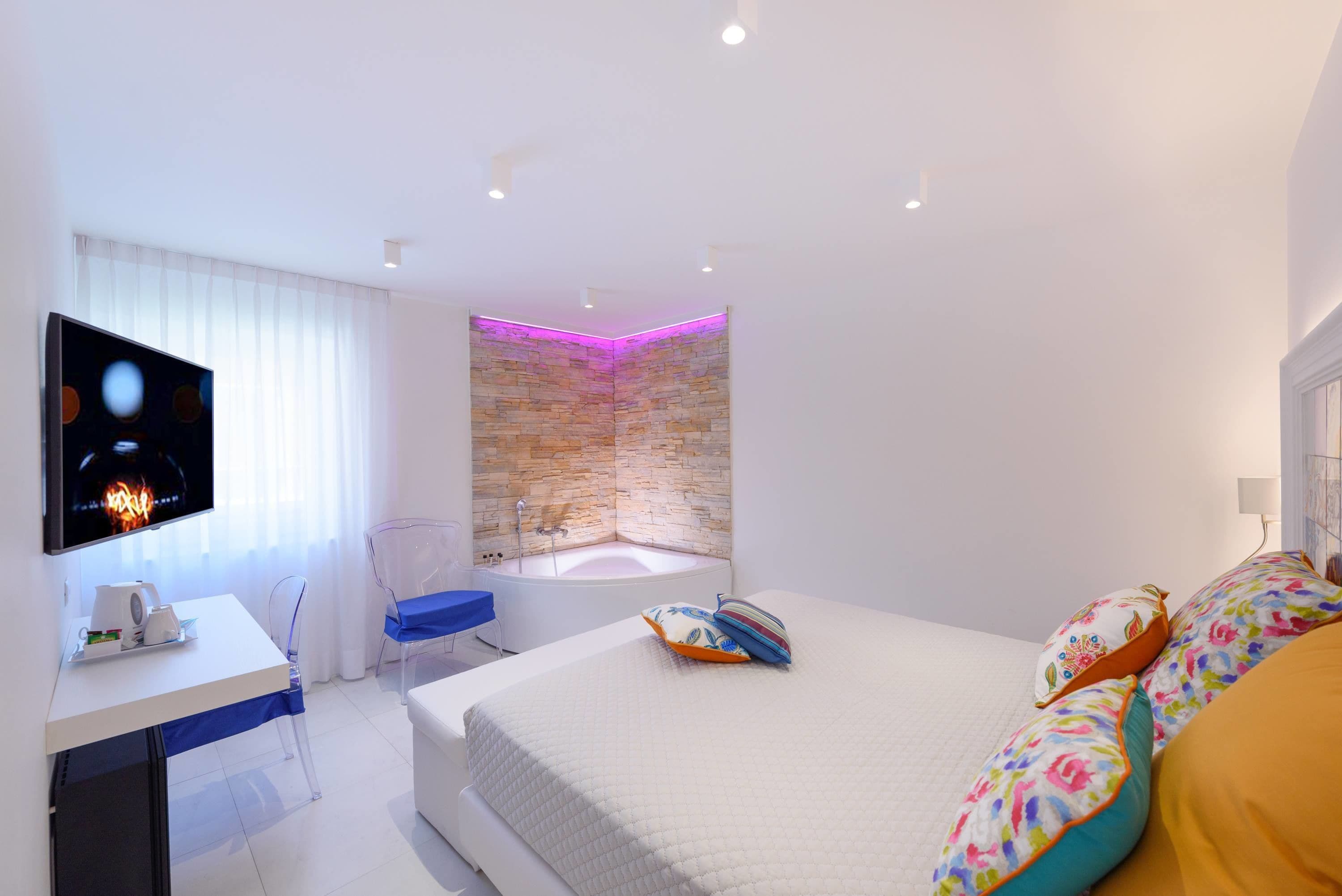 deluxe double room (adults only) | 1 bedroom, in-room safe, desk, free wifi