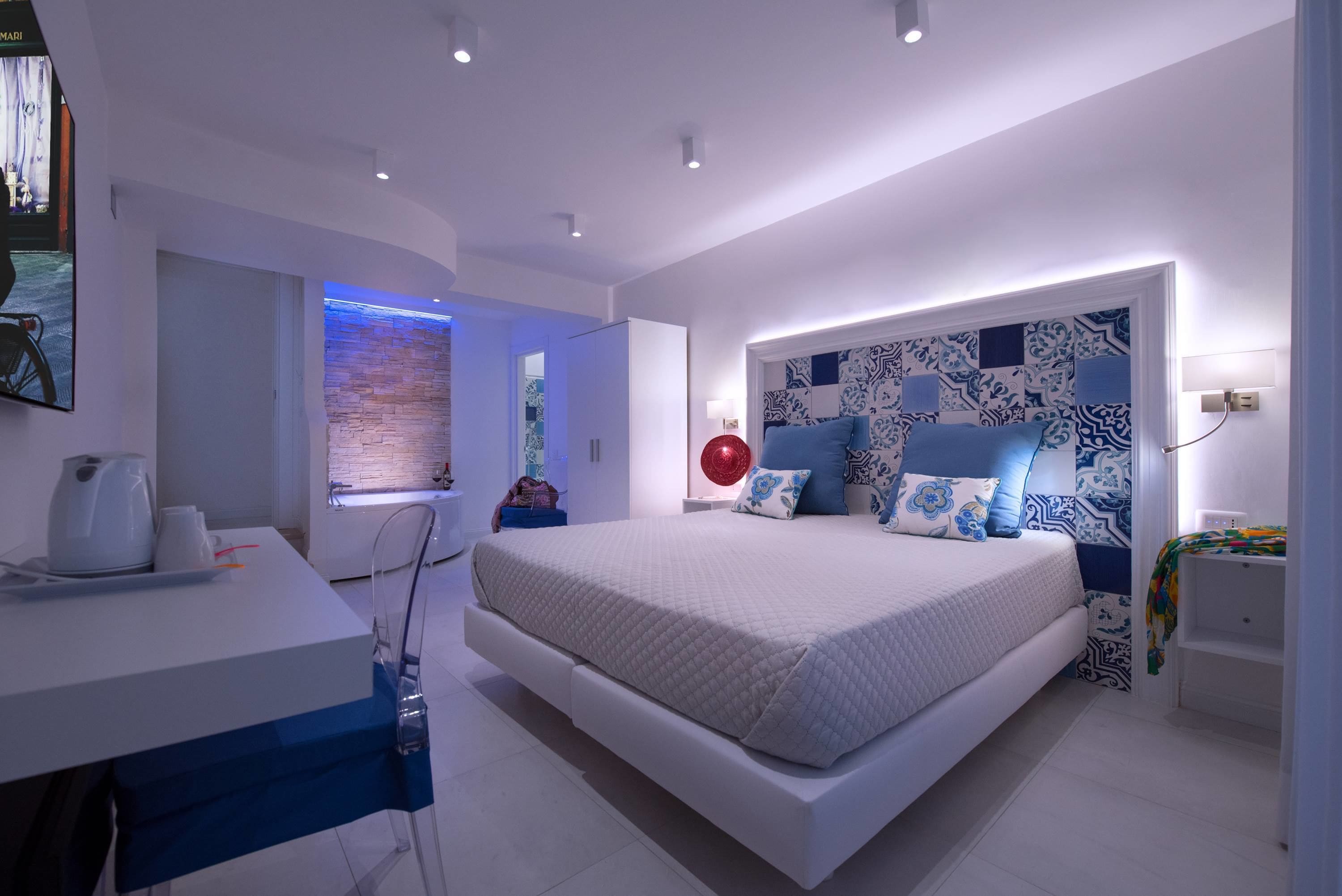 deluxe double room (adults only) | 1 bedroom, in-room safe, desk, free wifi