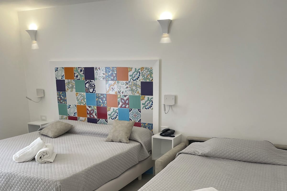 Superior Triple | In-room safe, desk, free WiFi, bed sheets