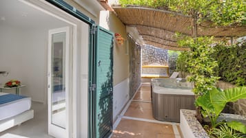 Junior Suite, idromassaggio in giardino Only Adults | Vasca idromassaggio privata