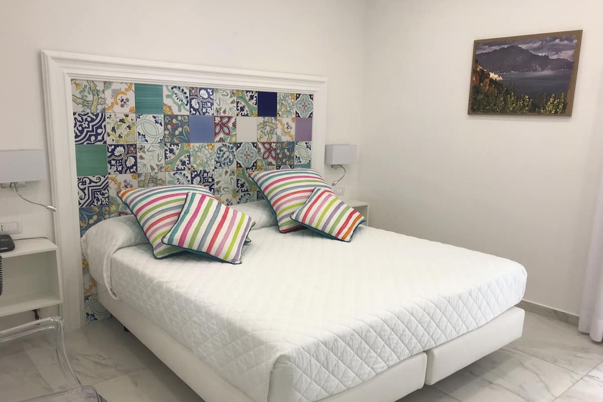 In-room safe, desk, free WiFi, bed sheets