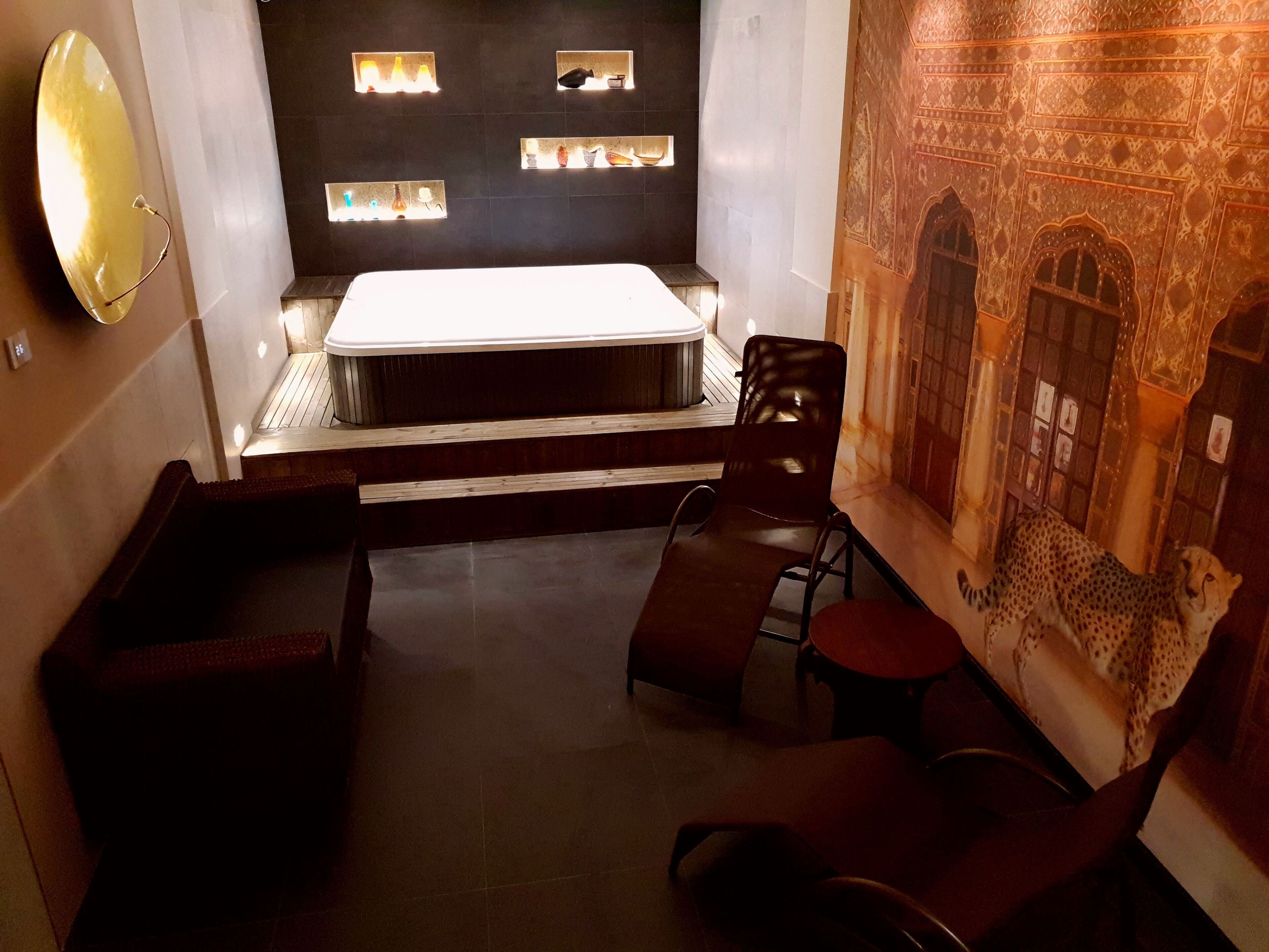 sauna, hot tub, body treatments, hot stone massages