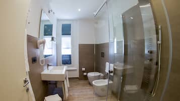 Deluxe-Doppelzimmer, Meerblick | Badezimmer