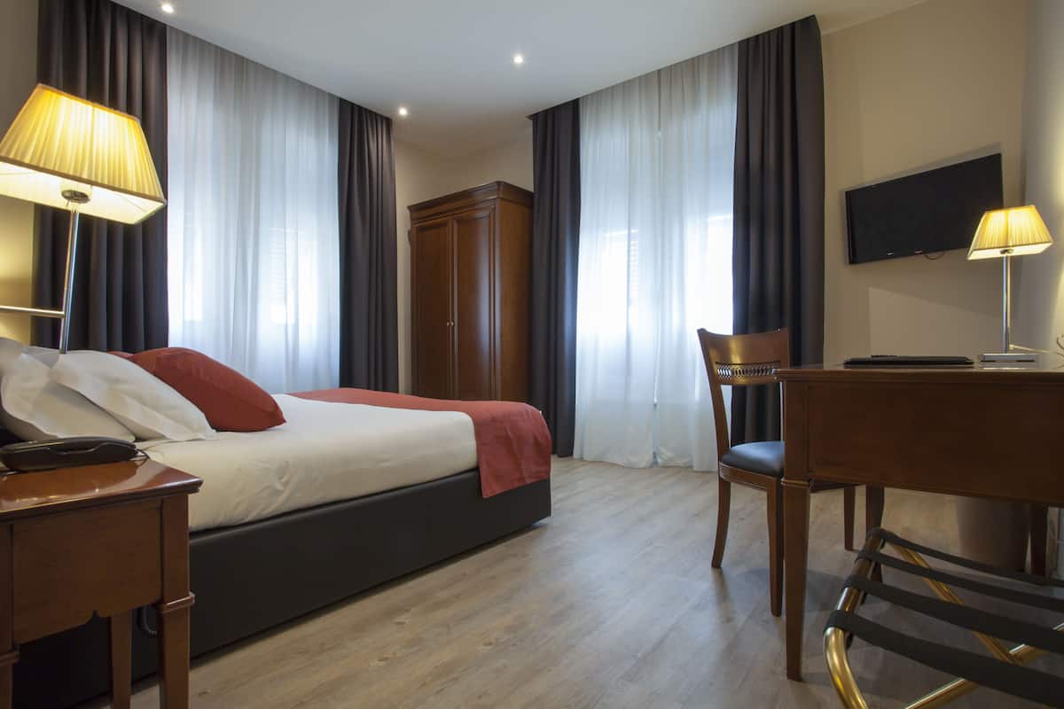 Down duvets, minibar, in-room safe, desk