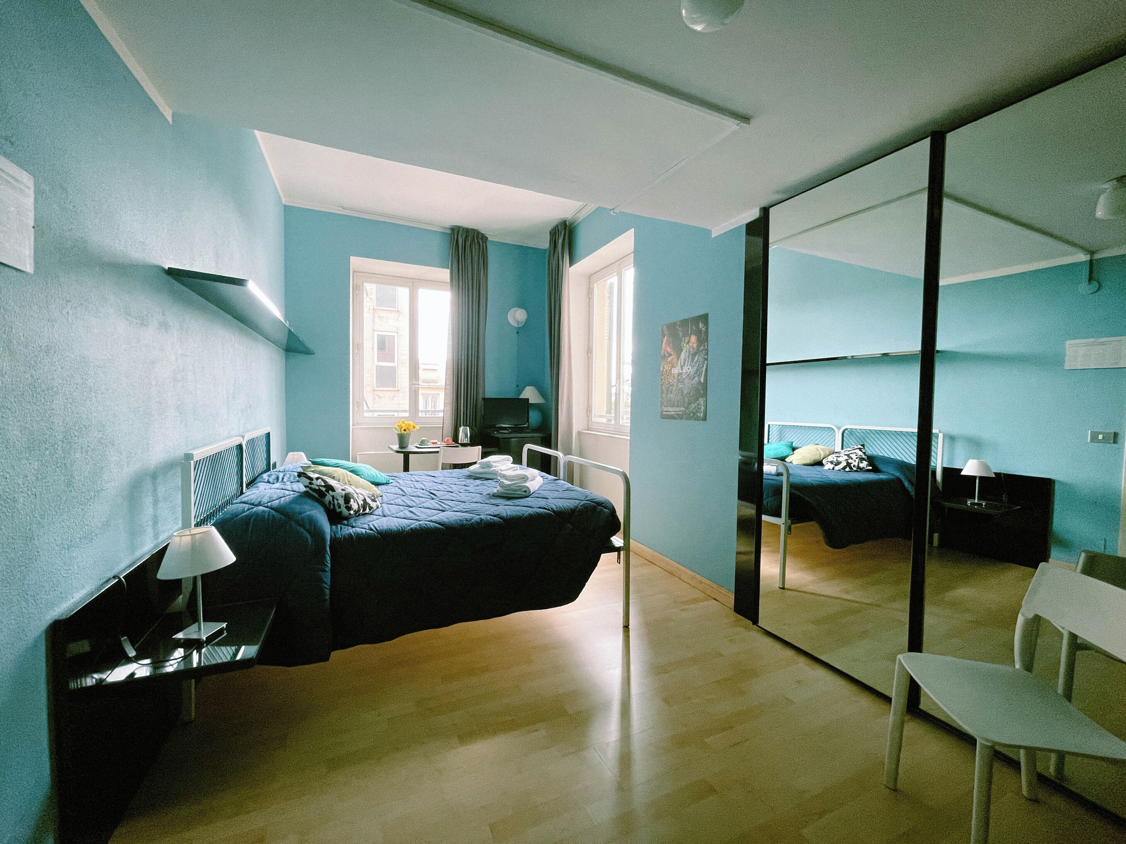 Individually furnished, desk, laptop workspace, free WiFi