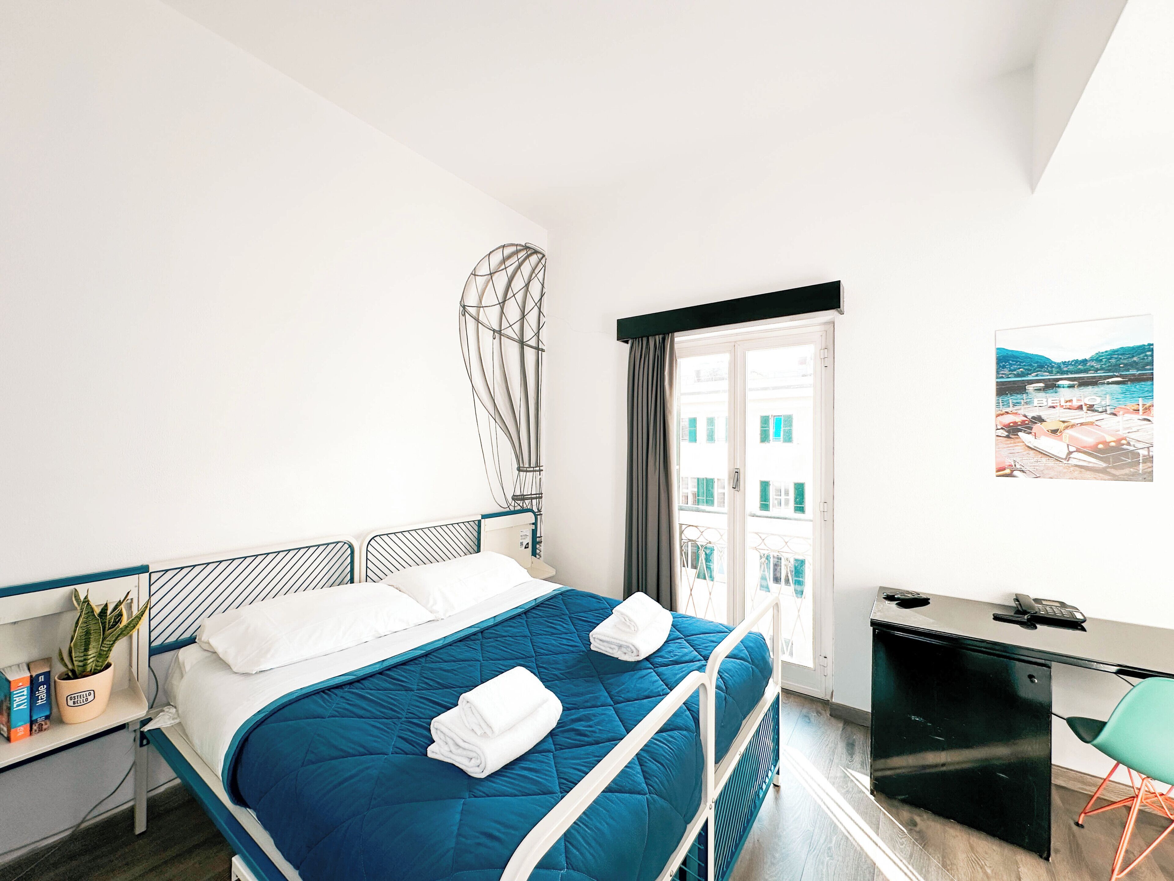 Individually furnished, desk, laptop workspace, free WiFi