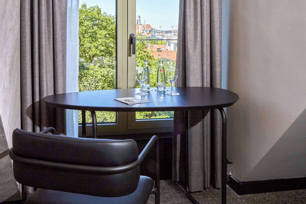 Business-Zimmer, 1 Doppelbett | 1 Schlafzimmer, Allergikerbettwaren, Zimmersafe