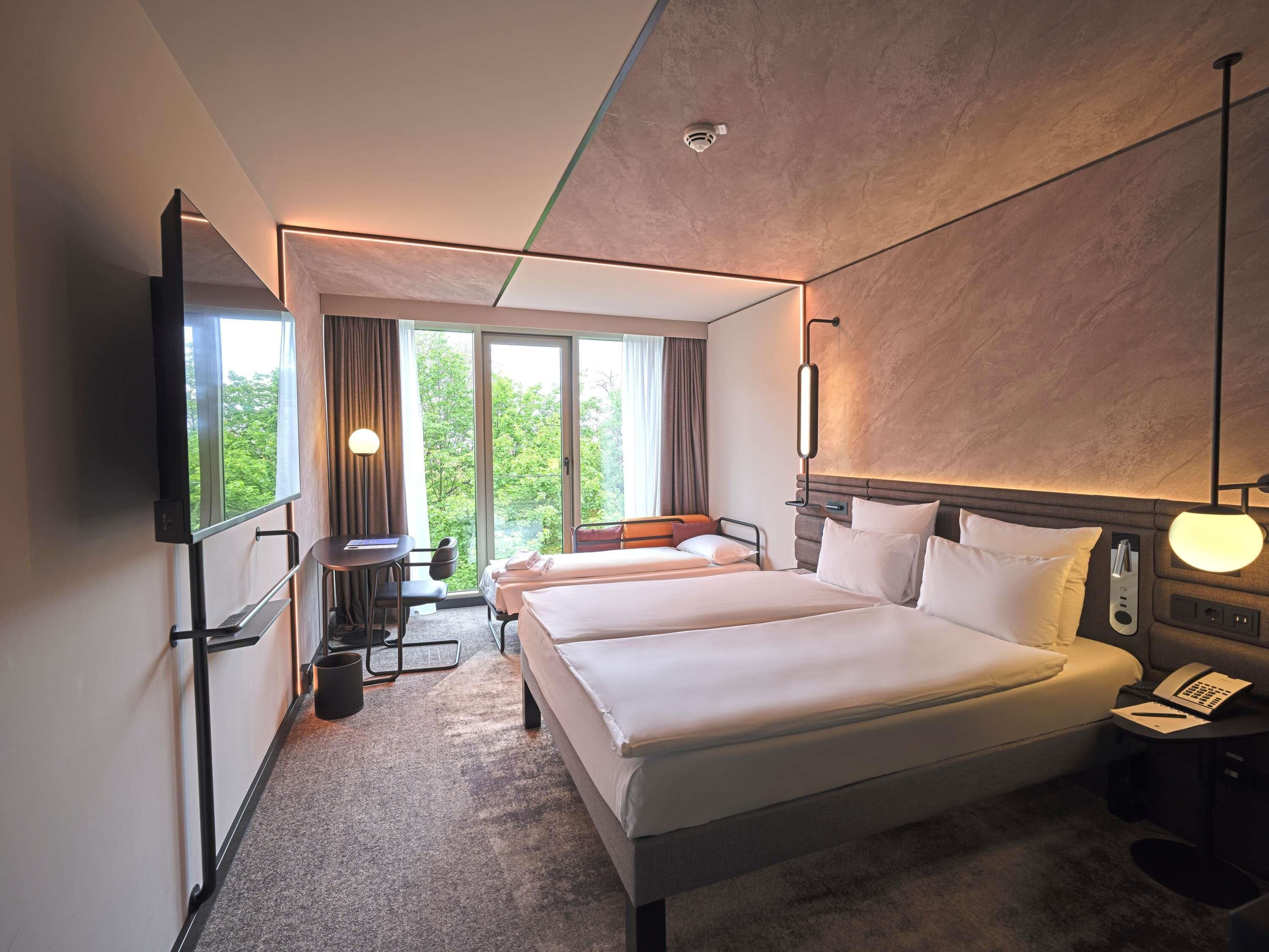 Premium Family Room | Literie hypoallergénique, coffre-fort