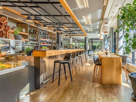 Bar (on property). Novotel Muenchen City