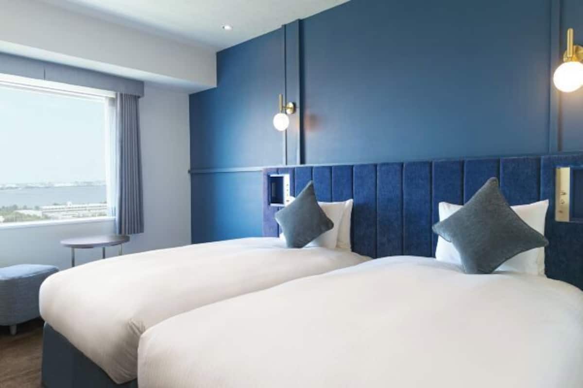 Blackout curtains, iron/ironing board, free WiFi, bed sheets