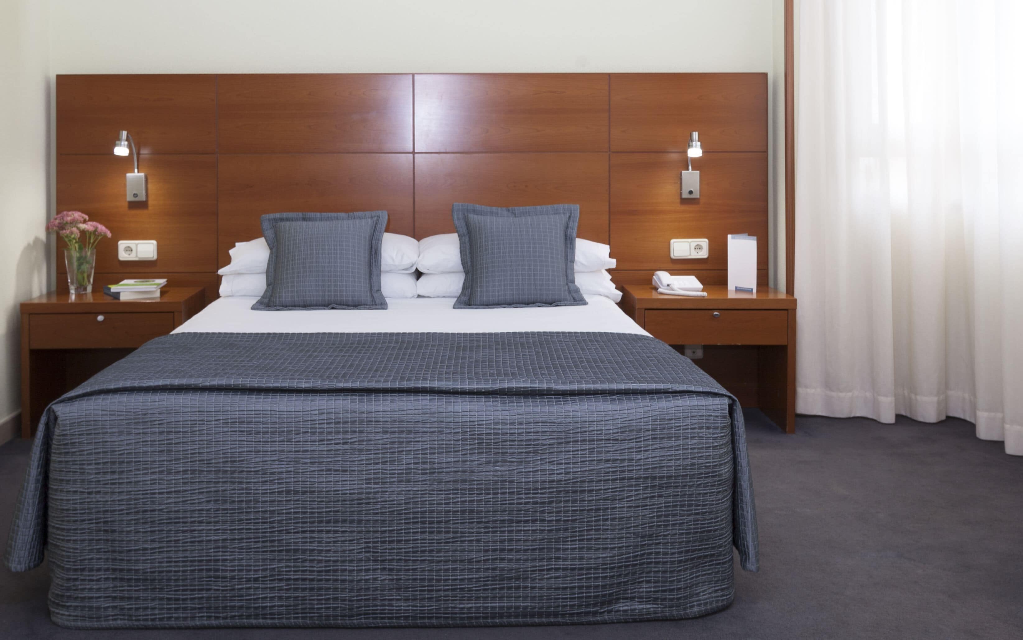 1 bedroom, in-room safe, desk, laptop workspace