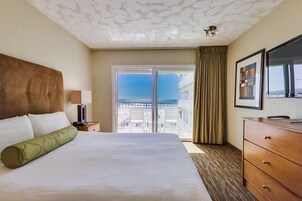 Standard Room, 1 King Bed, Ocean View | Premium bedding, pillowtop beds, in-room safe, blackout drapes