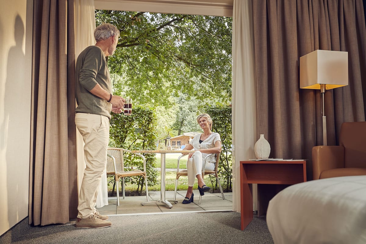 double room, terrace | 1 bedroom, in-room safe, desk, iron/ironing board