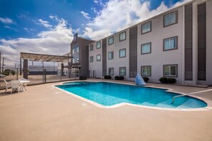 Outdoor pool - Motel 6 Killeen, TX (Killeen)