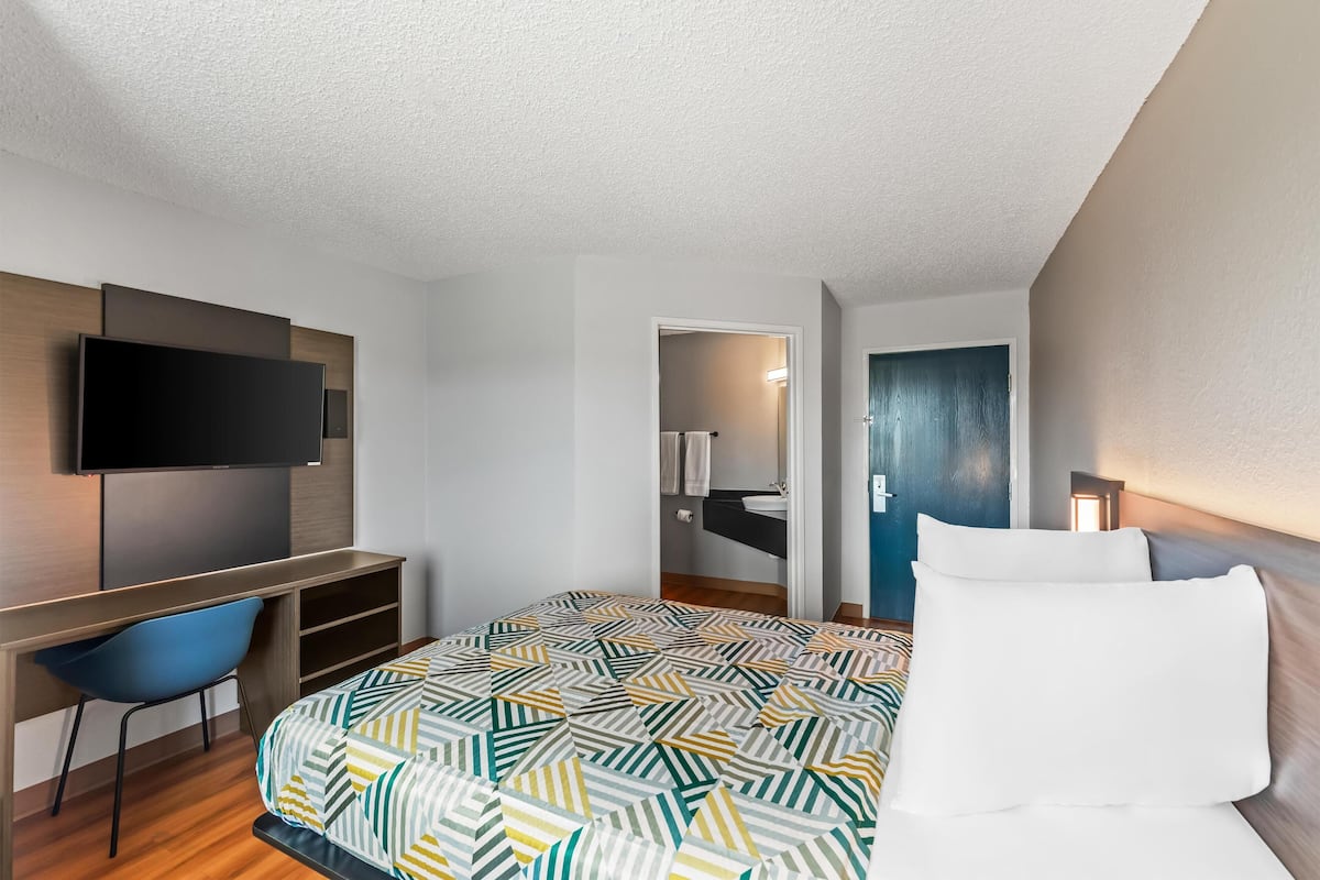 Standardzimmer, 1 Doppelbett, Nichtraucher | Kostenloses WLAN, Bettwäsche