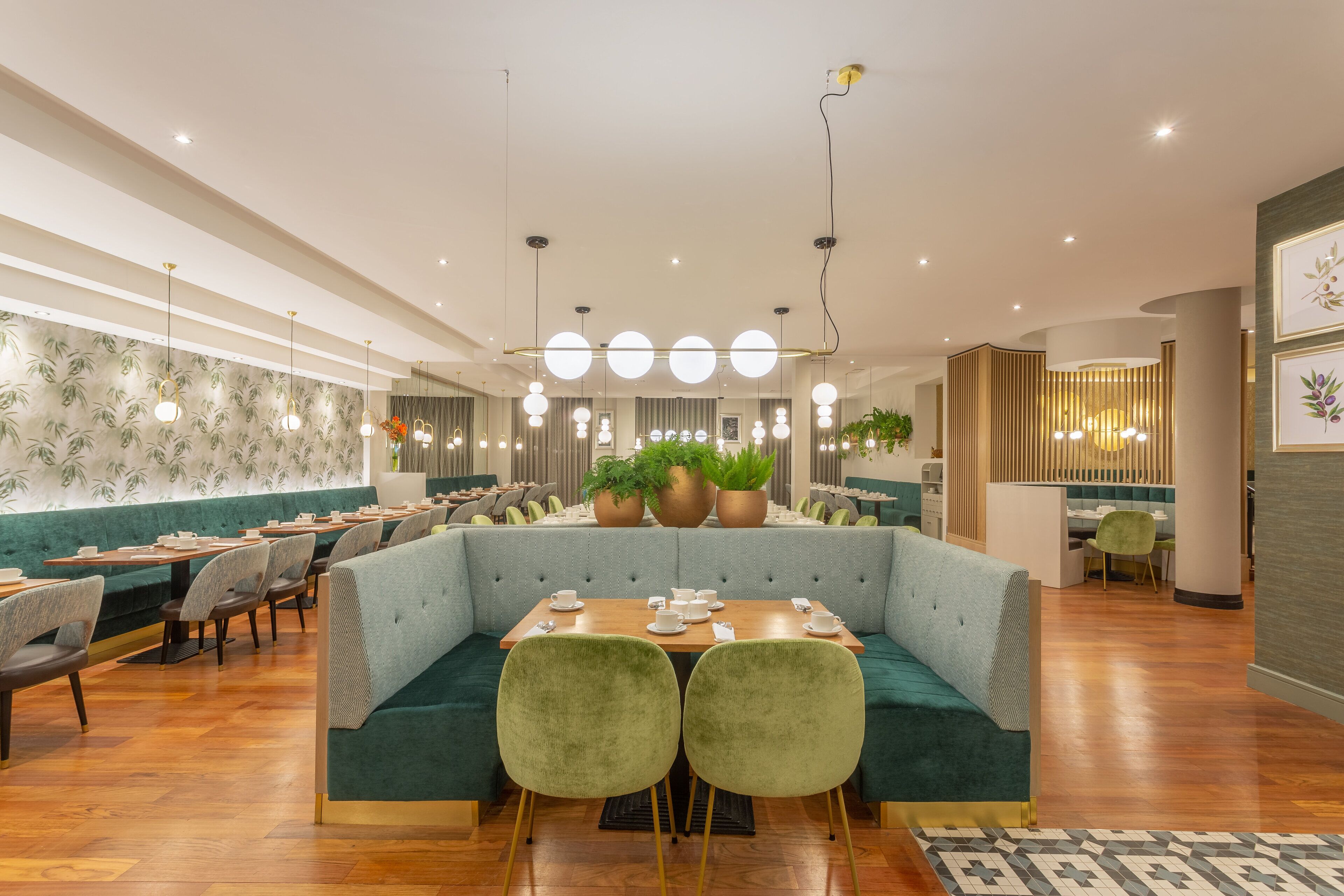 S'hi serveixen sopars 