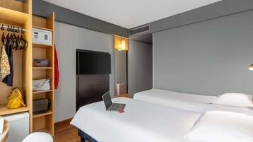 Standard Room, 2 Single Beds