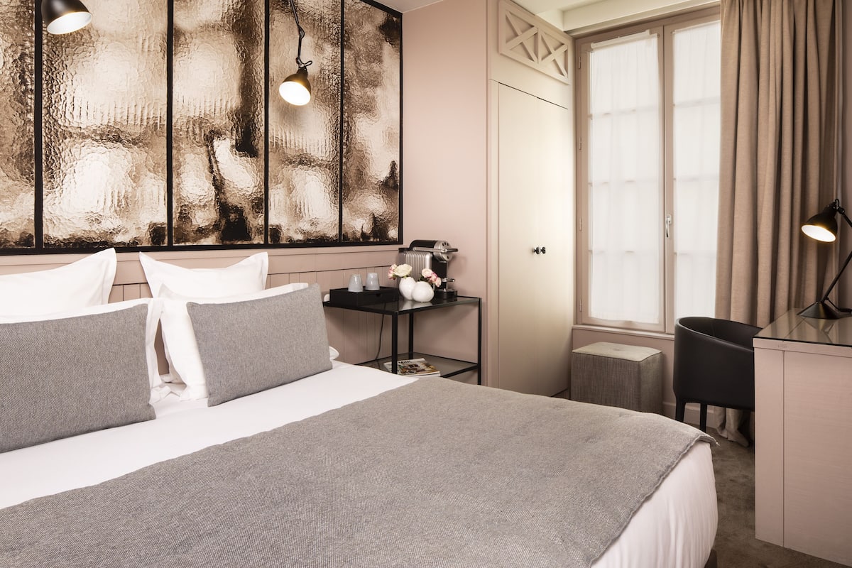 Superior Room | Premium bedding, in-room safe, desk, laptop workspace