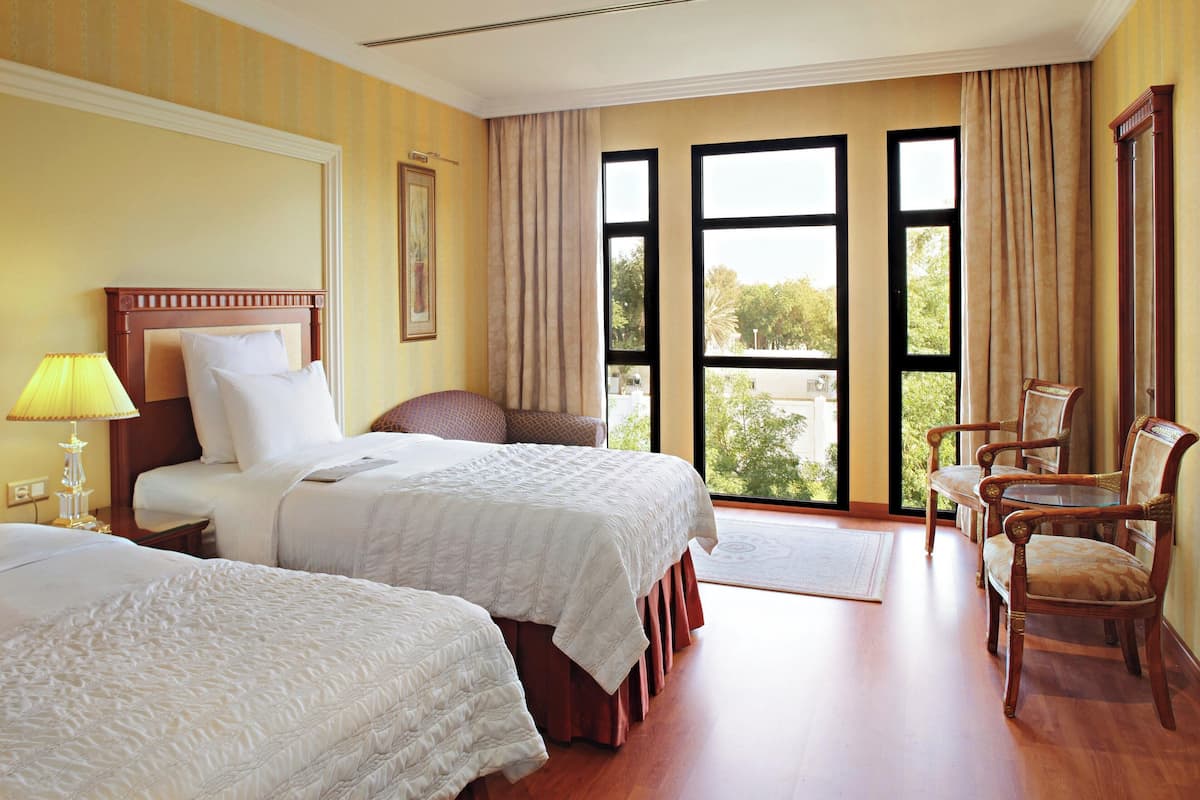 1 bedroom, pillow-top beds, minibar, in-room safe