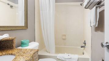 Combined shower/tub, towels, soap, toilet paper