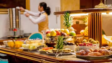 Desayuno buffet incluido todos los días