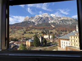 Junior-Suite, Balkon, Bergblick | Blick auf die Berge