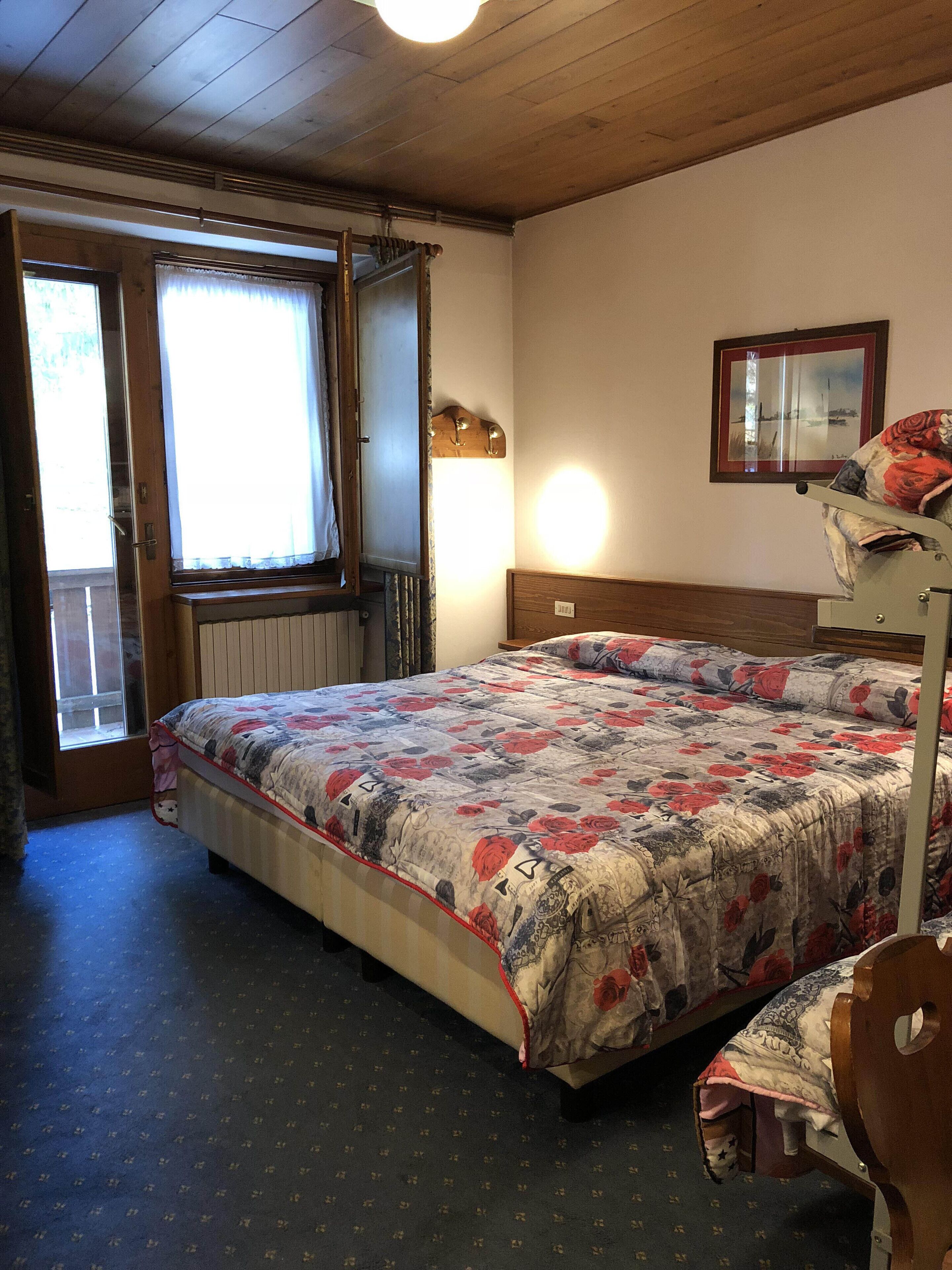 Minibar, värdeförvaringsskåp på rummet, barnsängar och gratis wi-fi