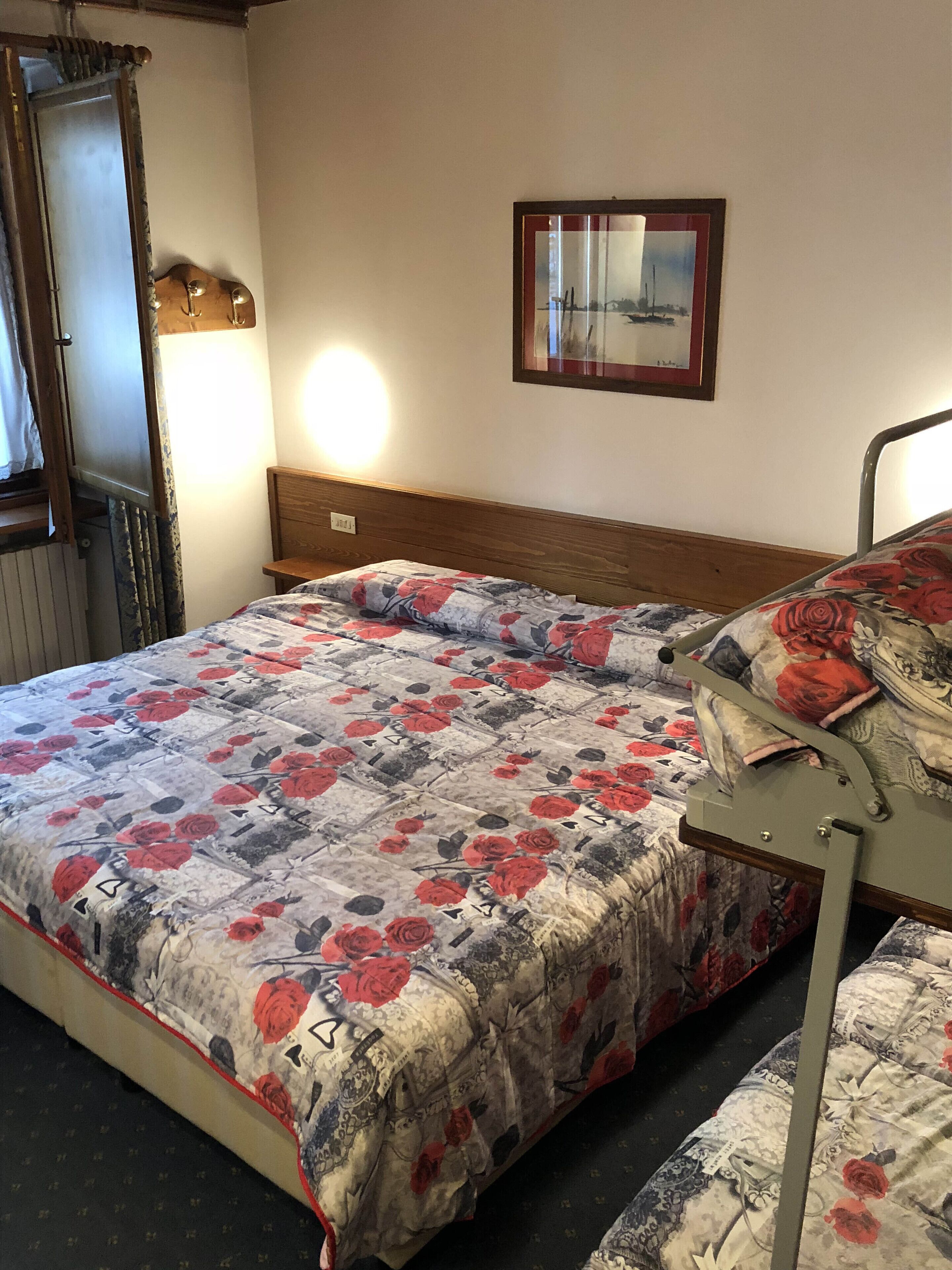 Minibar, värdeförvaringsskåp på rummet, barnsängar och gratis wi-fi