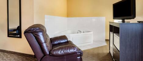 Deluxe Suite, 1 King Bed, Non Smoking | Desk, blackout drapes, iron/ironing board, rollaway beds