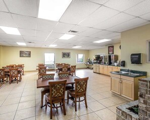 Petit déjeuner continental compris