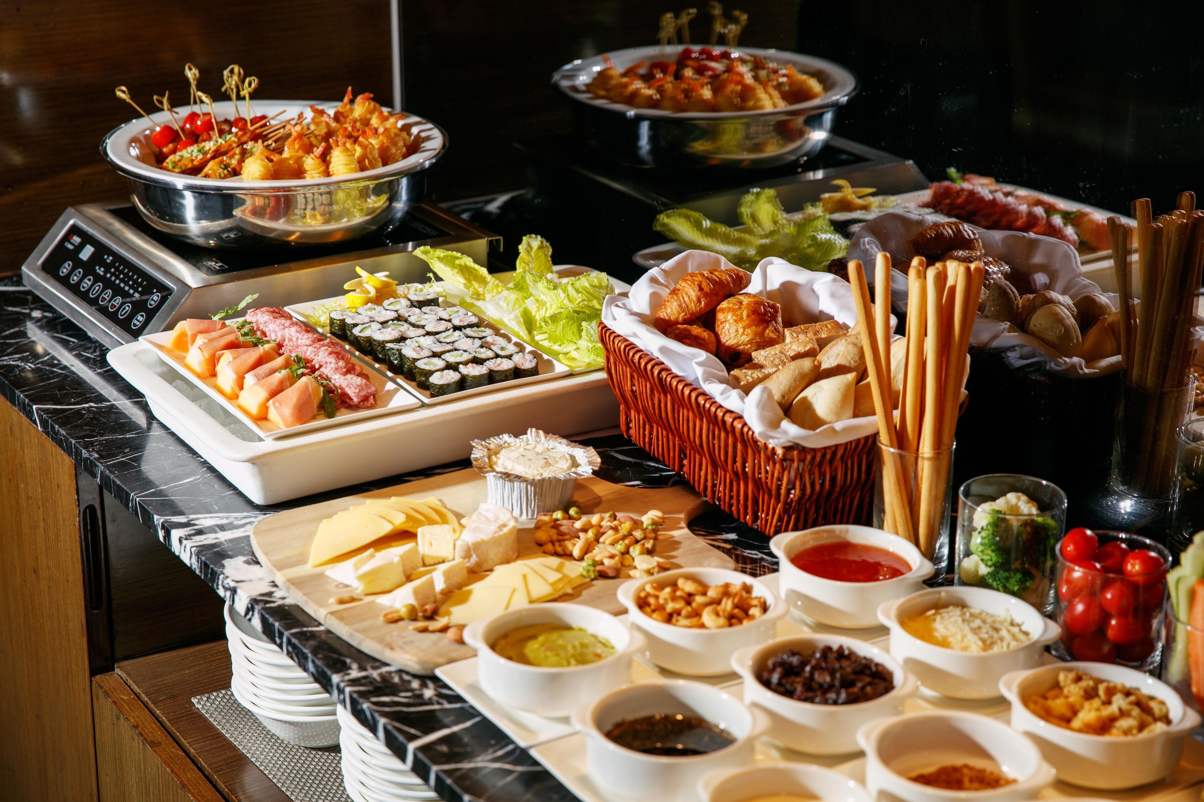 Photo - The Kowloon Hotel