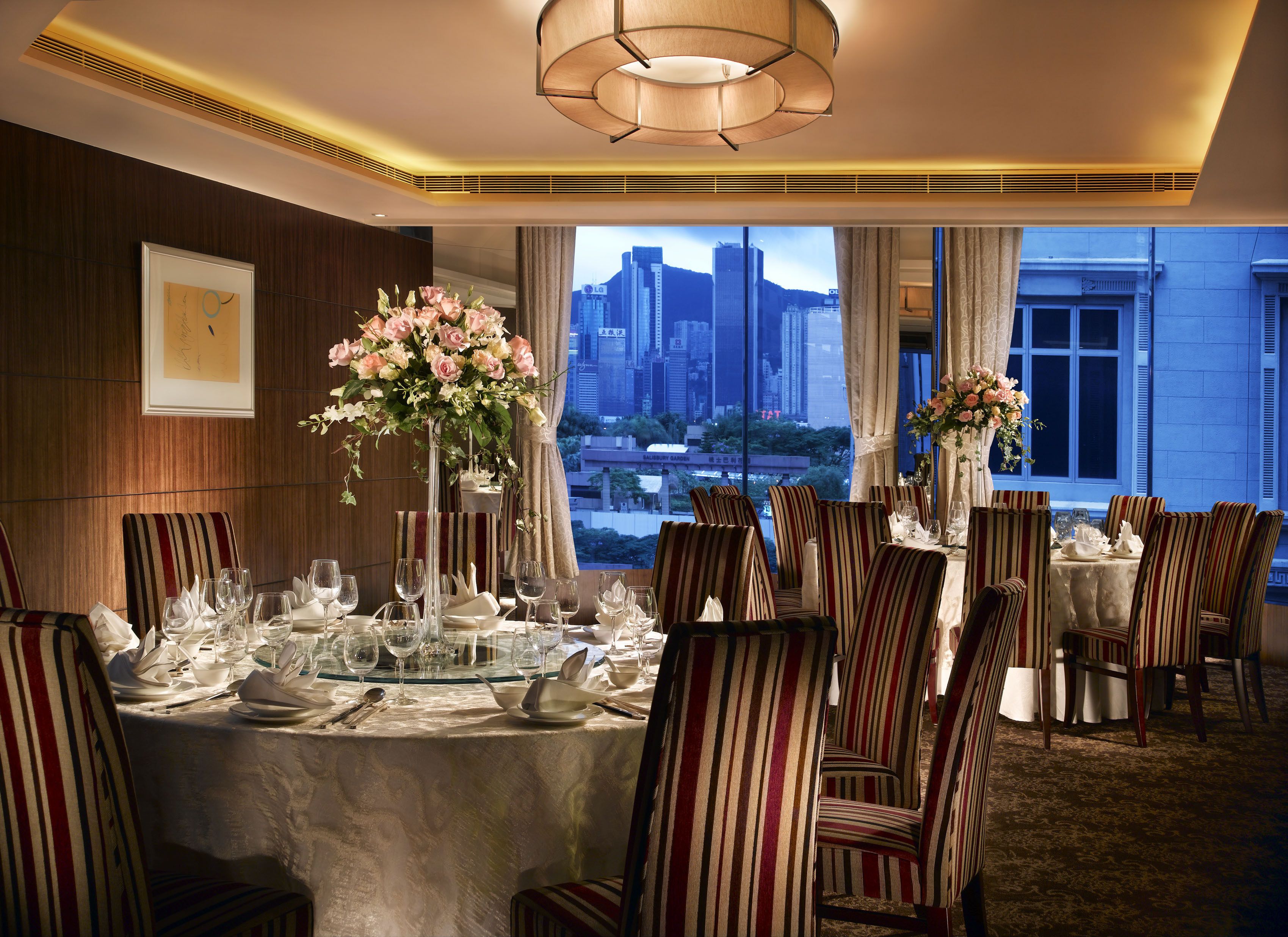 Photo - The Kowloon Hotel