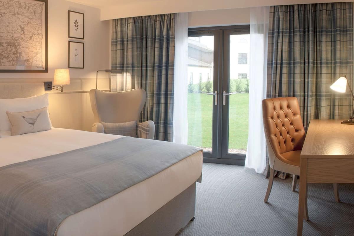 Literie de qualité supérieure, couette en duvet d'oie, bureau