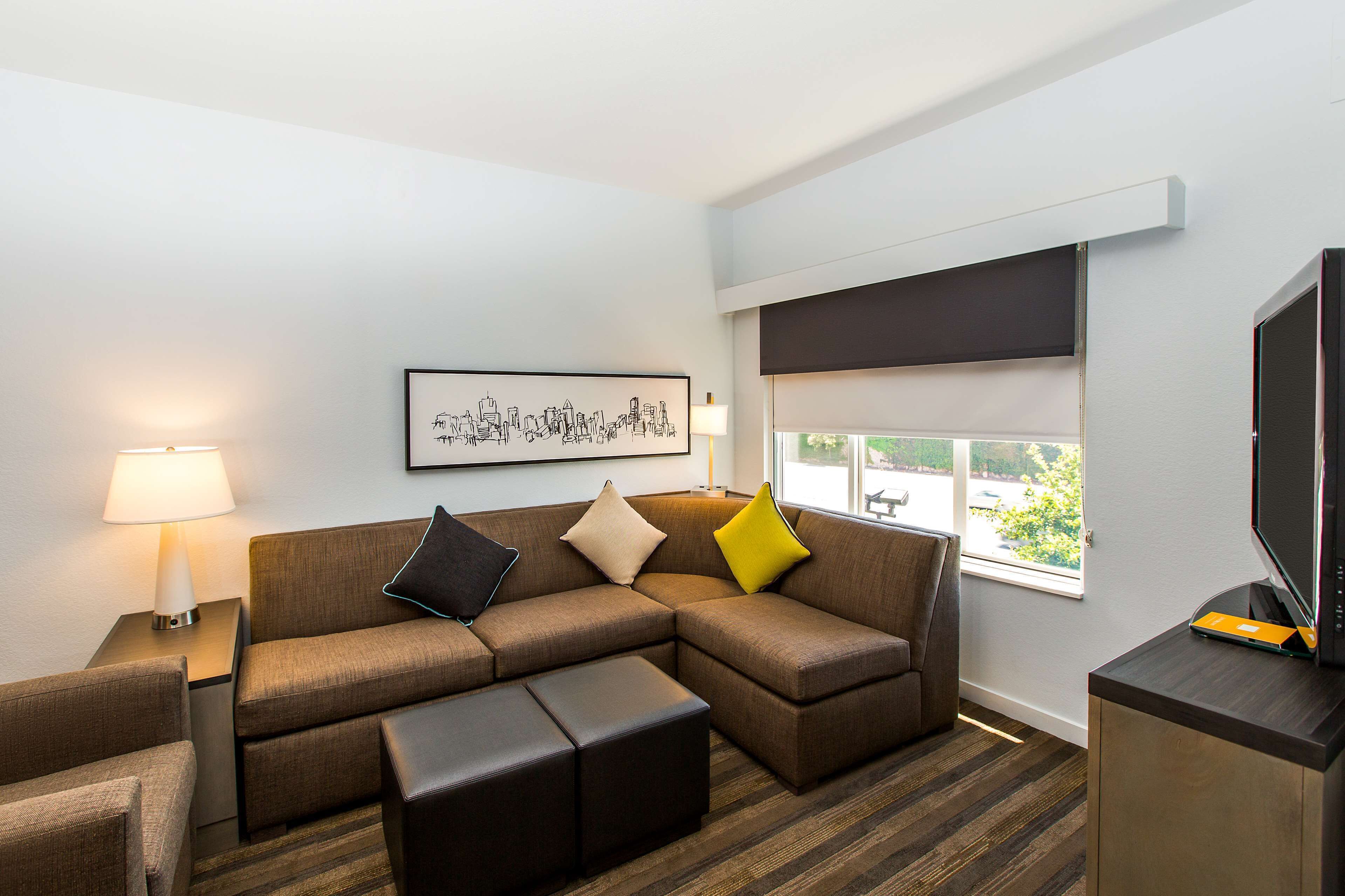 1 bedroom, king with sofa bed | premium bedding, in-room safe, desk, blackout curtains