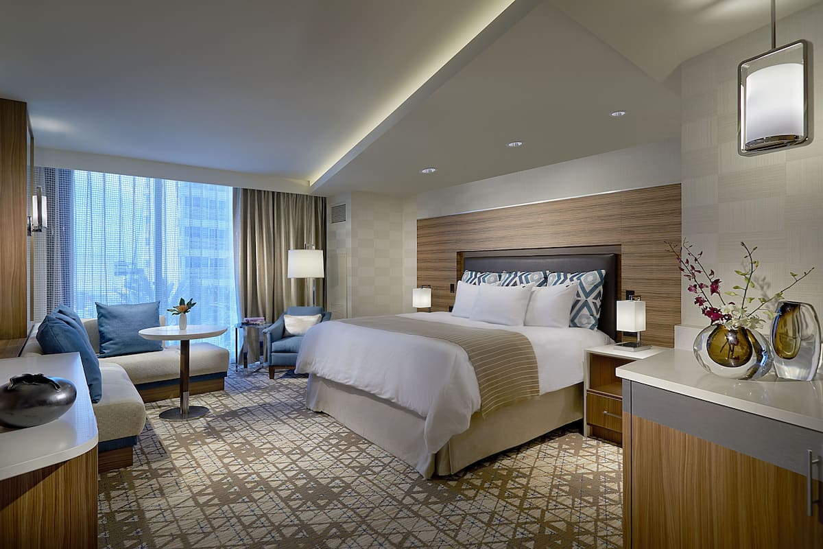 1 bedroom, premium bedding, pillowtop beds, in-room safe