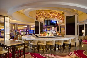 8 bars/lounges - Seminole Hard Rock Hotel & Casino Tampa (Tampa)
