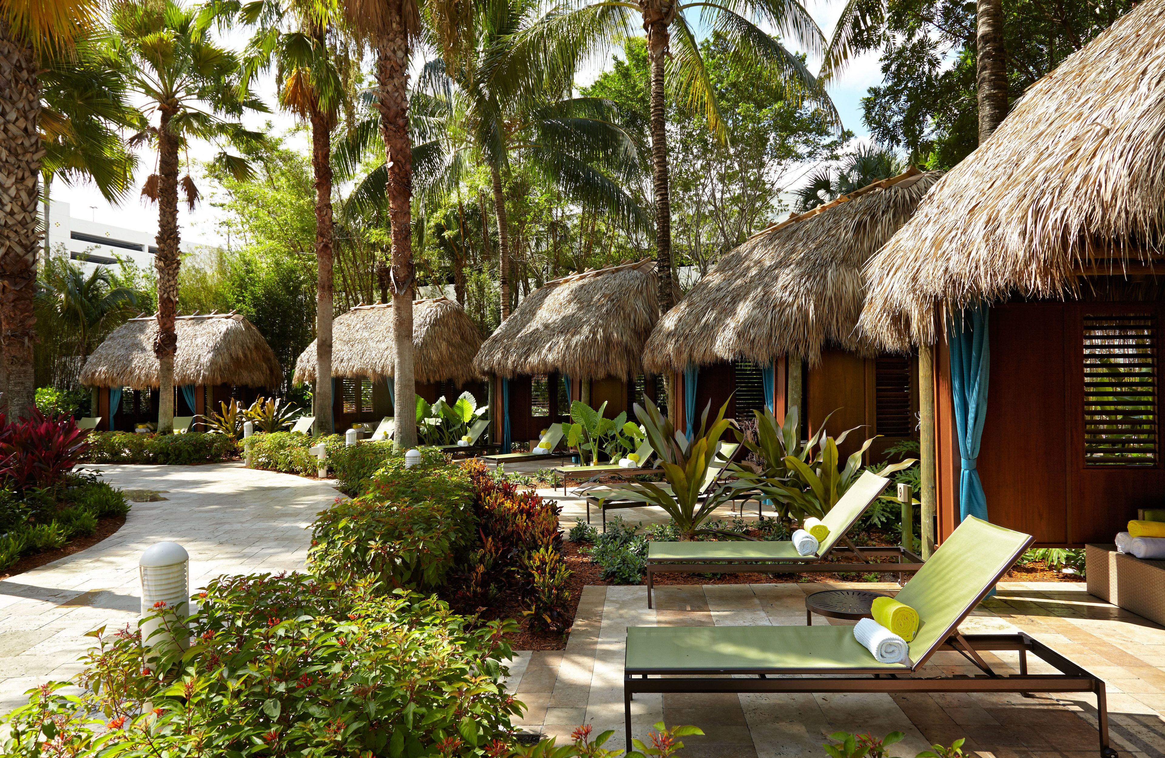 3 outdoor pools, pool cabanas (surcharge), pool umbrellas