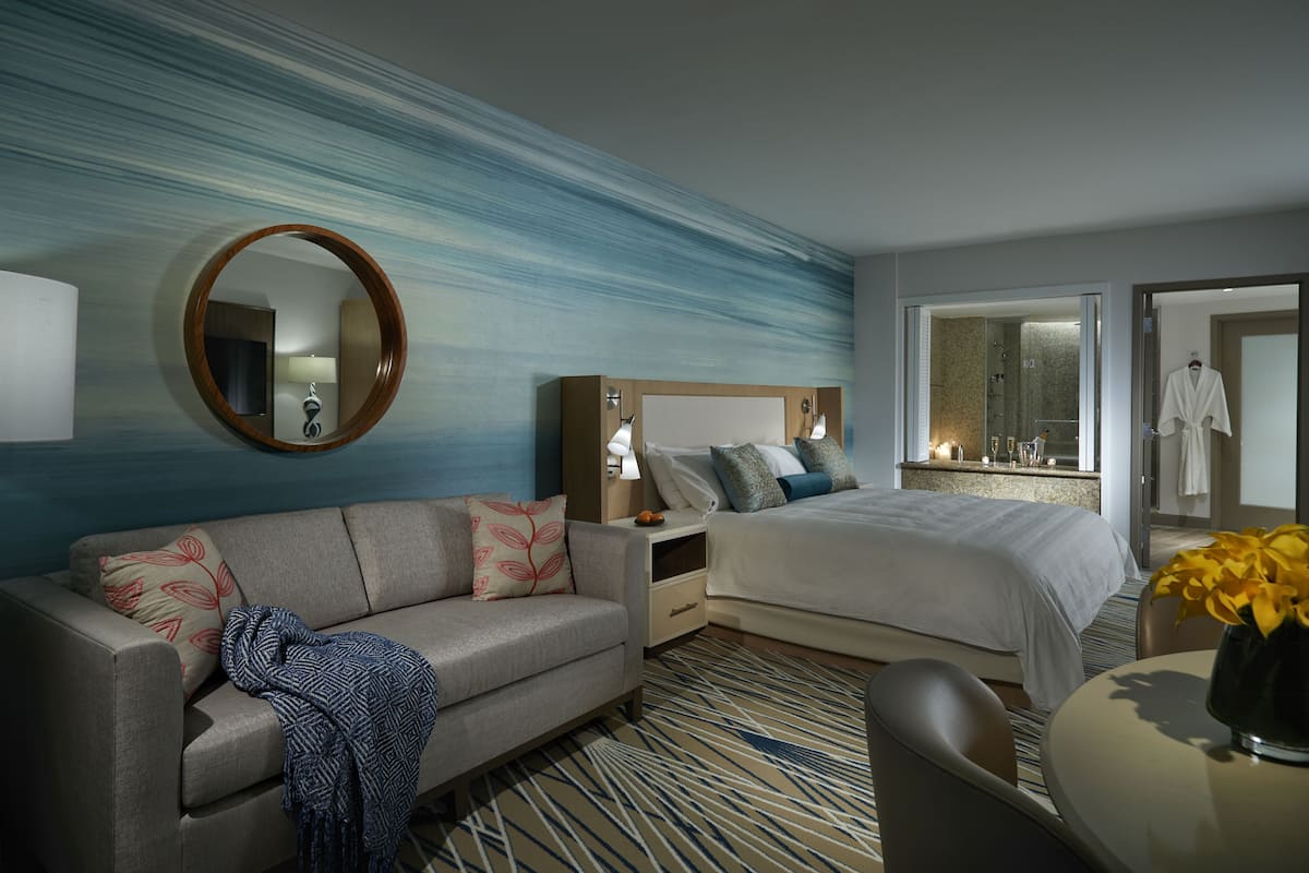 Premium bedding, pillowtop beds, in-room safe, desk