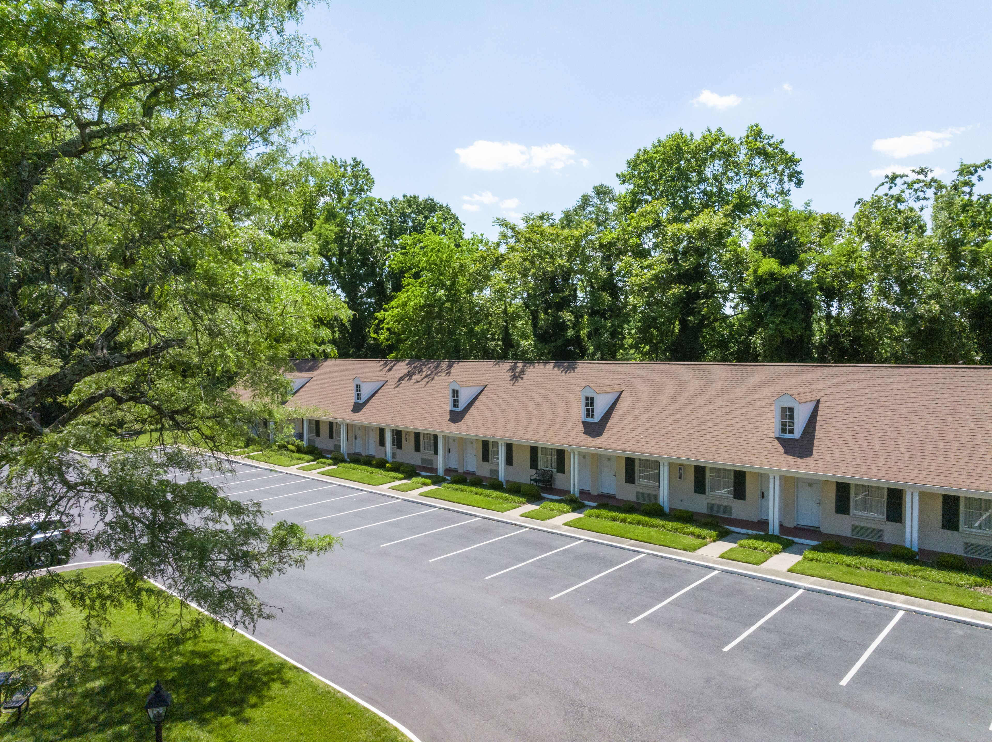 Pillowtop beds, in-room safe, desk, laptop workspace